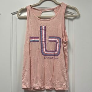 Burn Boot Camp light pink keyhole back tank size small